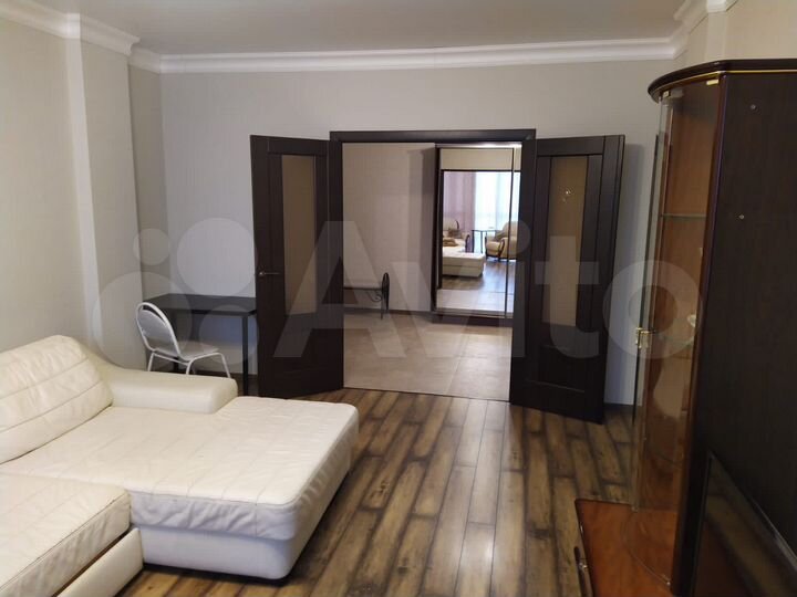 2-к. квартира, 88 м², 9/9 эт.