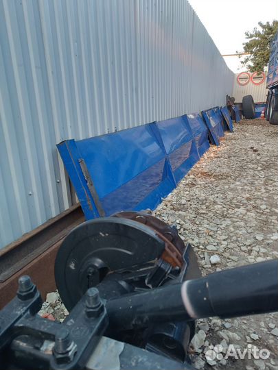 Полуприцеп бортовой бу