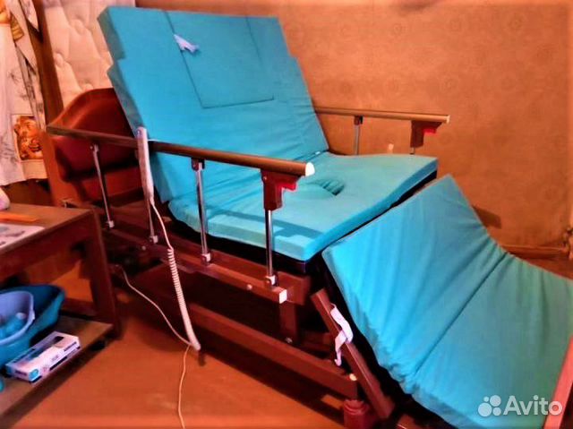 Кровать для лежачих больных автоматизи медицинская