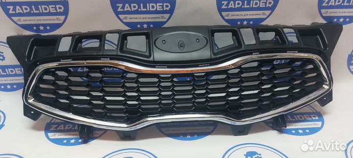 Решетка радиатора Kia Ceed 2 2012-2015