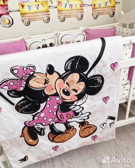 Комплект в кроватку для девочки