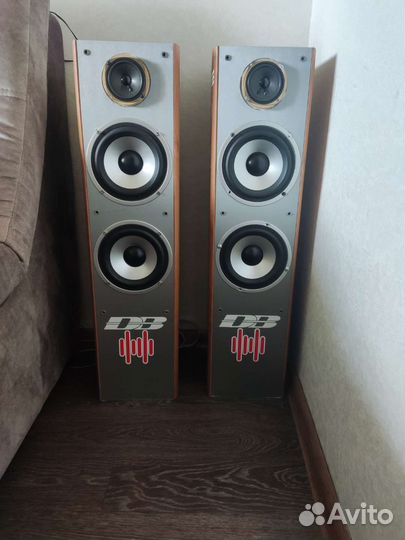 Акустические колонки напольные