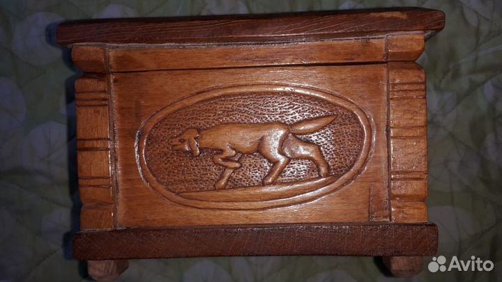 Ларец резной