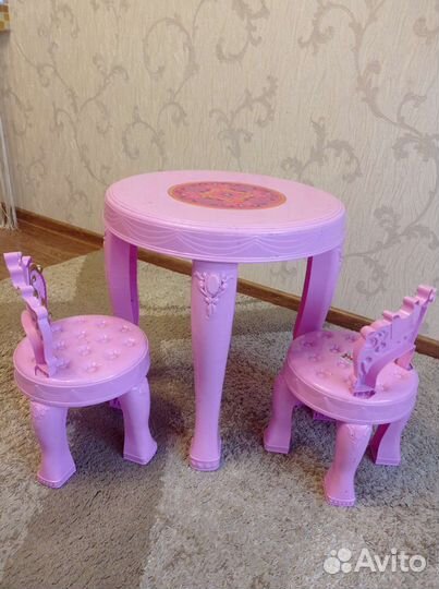 Детский столик и стульчик