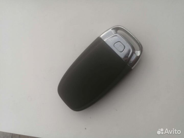 Ключ Audi оригинал