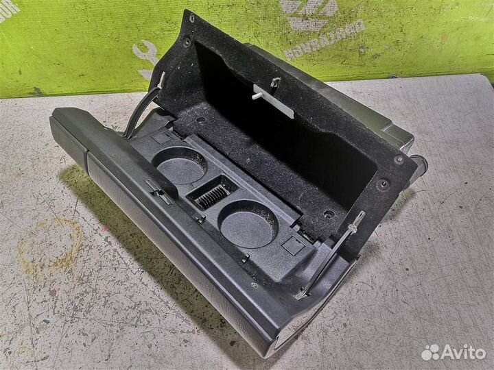 Бардачок Мерседес Бенз 210 Е-класс