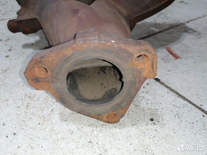 Выпускной коллектор Mazda 323 B3