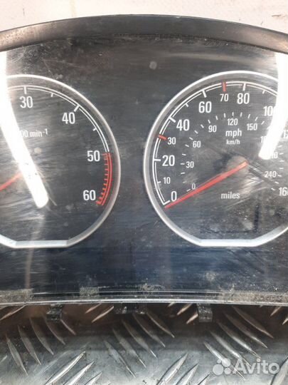 Щиток приборов (приборная панель) Opel Vectra