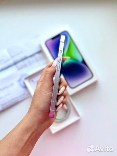 iPhone 14, 256 ГБ