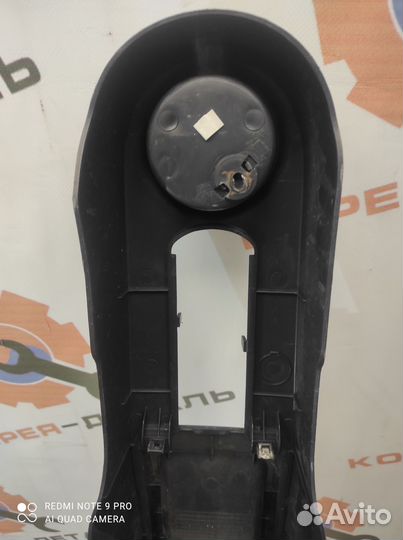 Консоль между сидениями Chevrolet Aveo T250