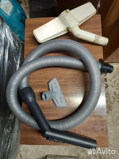 Труба для пылесоса с насадкой и шлангом