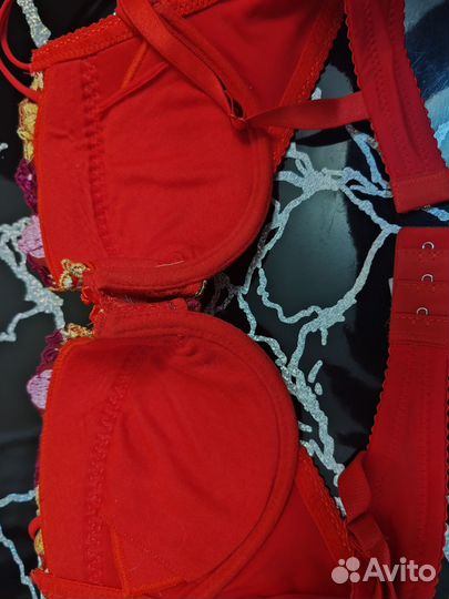 Бюстгальтер