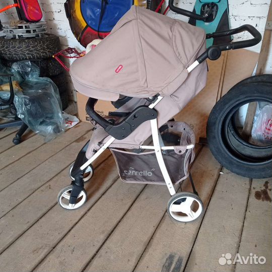 Прогулочная коляска