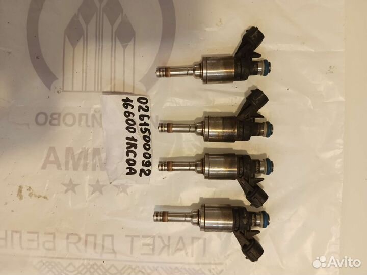 Форсунка 166001KC0A Nissan Juke 1.6