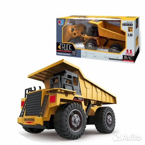 Самосвал на радиоуправлении