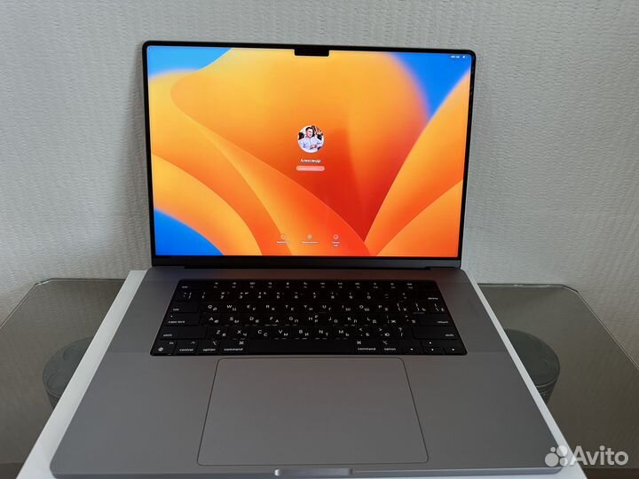 Ноутбук Apple MacBook Pro 16 M1Pro