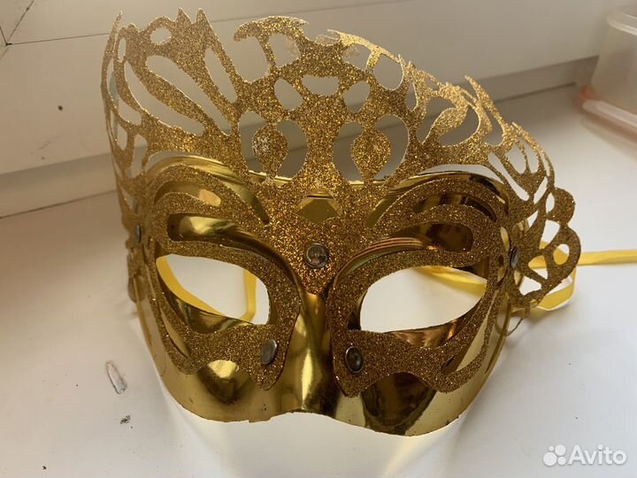 Маска для лица новогодняя/маскарадная