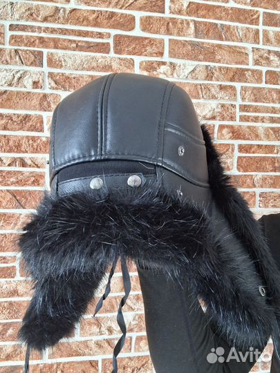 Тёплая мужская зимняя шапка с ушами