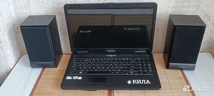 Ноутбук eMachines E527