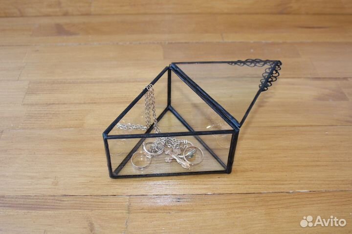 Свадебная шкатулка для колец из стекла. Черн.швы