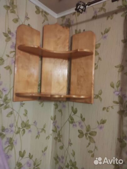 Полка настенная угловая