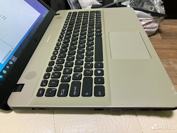 Красивый ноутбук Asus для работы и учебы