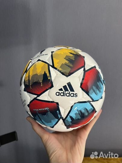 Футбольный мяч adidas, Select