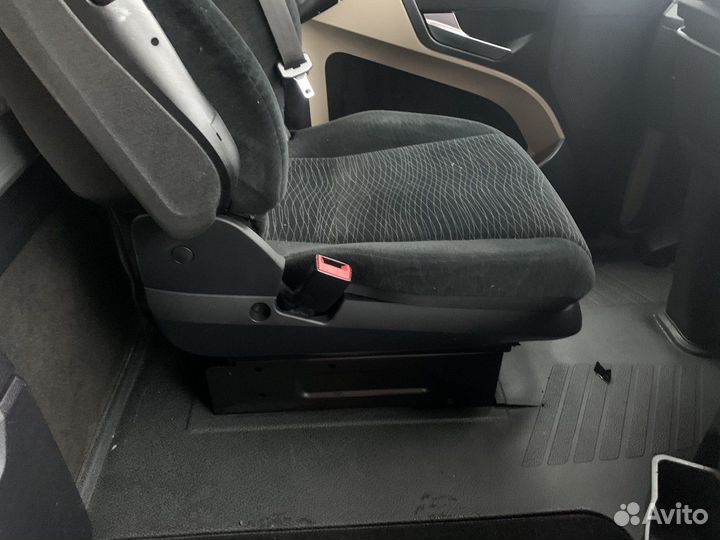 9609102702 Сиденье водительское пневматическое