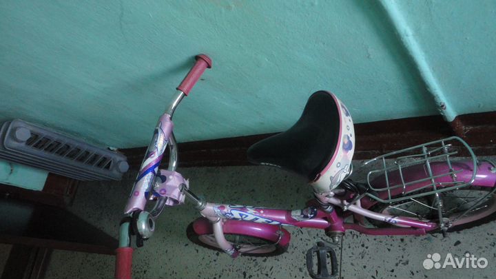 Детский велосипед с родительской ручкой