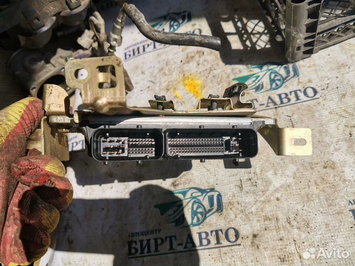 Блок управления двигателем Nissan X-Trail I (2000—