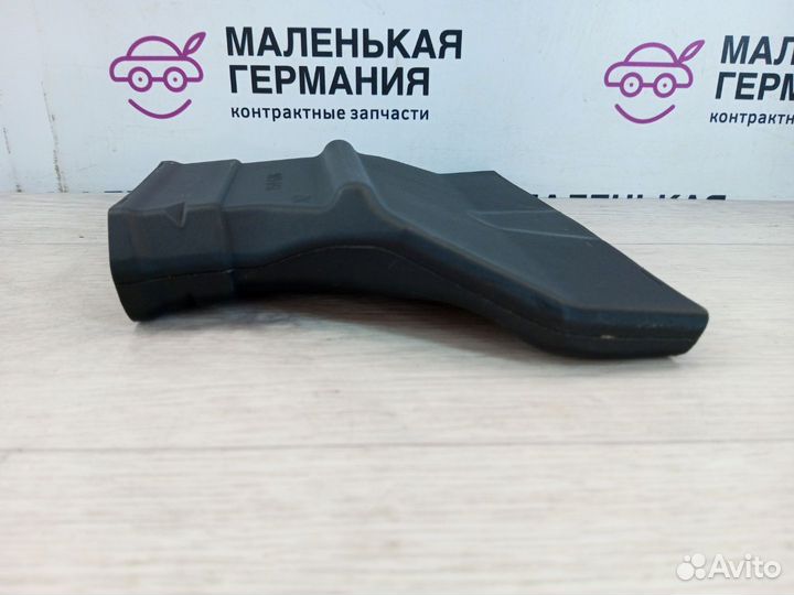 Воздуховод левый BMW M5 F90 G30 2017 51477375761