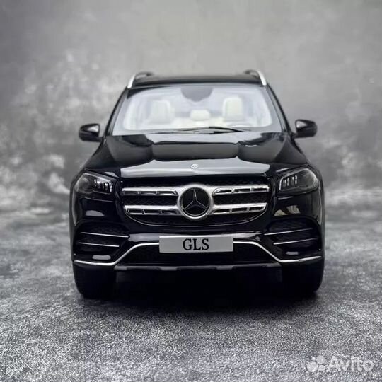 Mercedes GLS W167 Black 1:18 Paragon