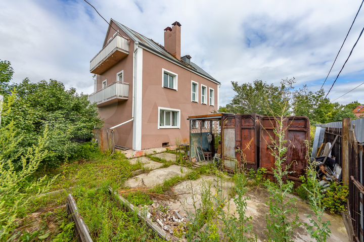 Коттедж 217 м² на участке 10 сот.