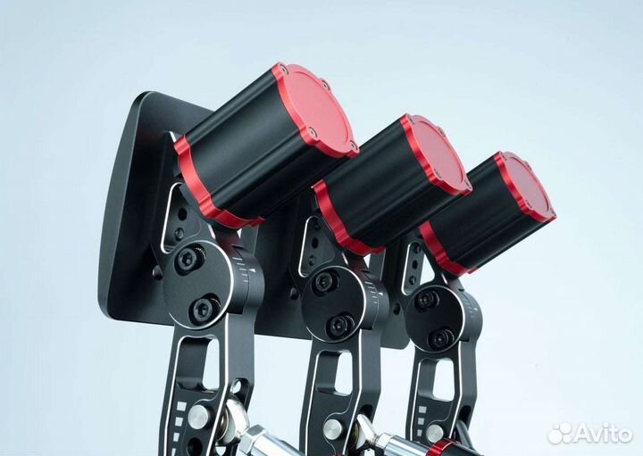 Педали Simagic P1000 новинка