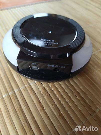 Док-станция/аккустическая станция для iPhone4/iPod