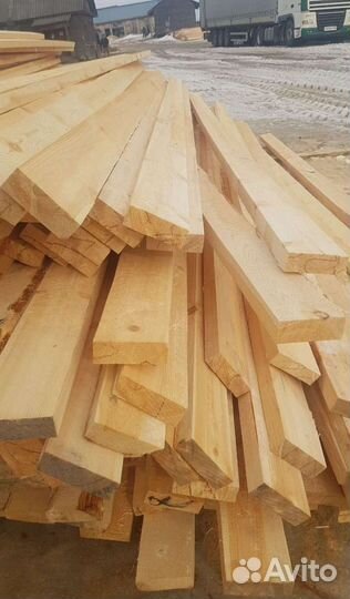 Дoска обpeзнaя