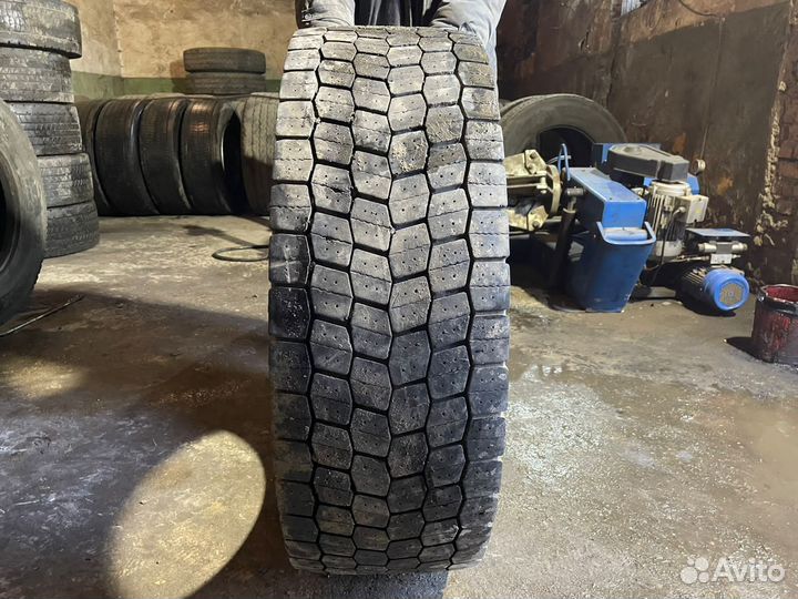 Грузовая шина бу 315 70 R22.5 Michelin