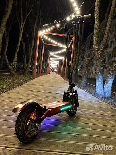 Электросамокат Kugoo M4