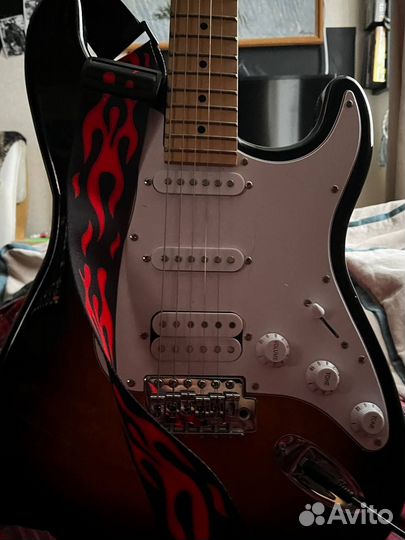 Электрогитара