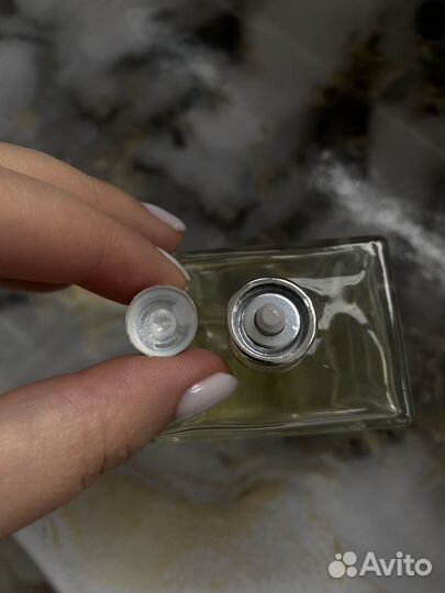 Туалетная вода, парфюмерия, духи