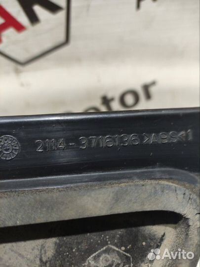 Фонарь внутренний задний Правый ваз 2115 задний