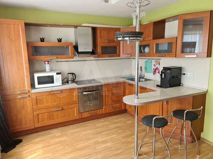 2-к. квартира, 50 м², 4/9 эт.