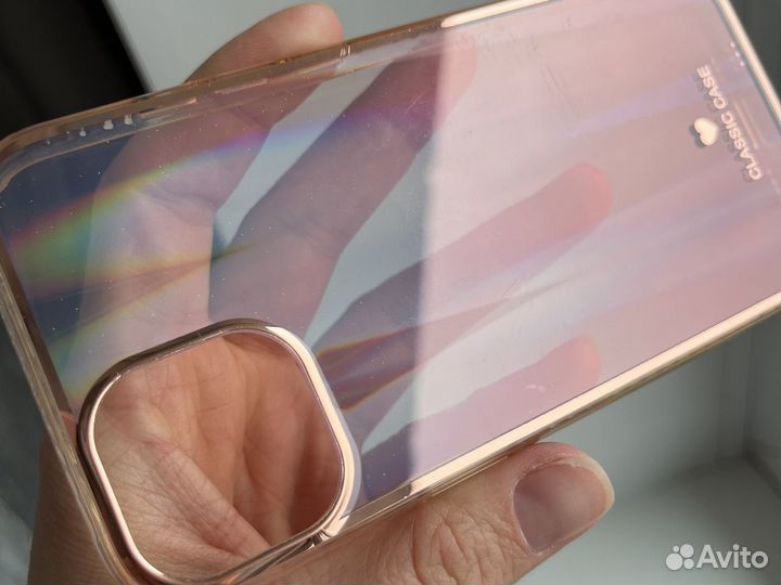 Чехлы для iPhone 13