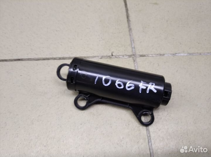 Демпфер бардачка Hi Lux 2015