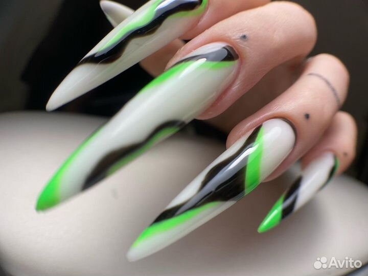 Маникюр с покрытием гель-лаком