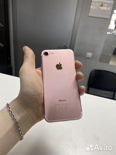 iPhone 7, 32 ГБ