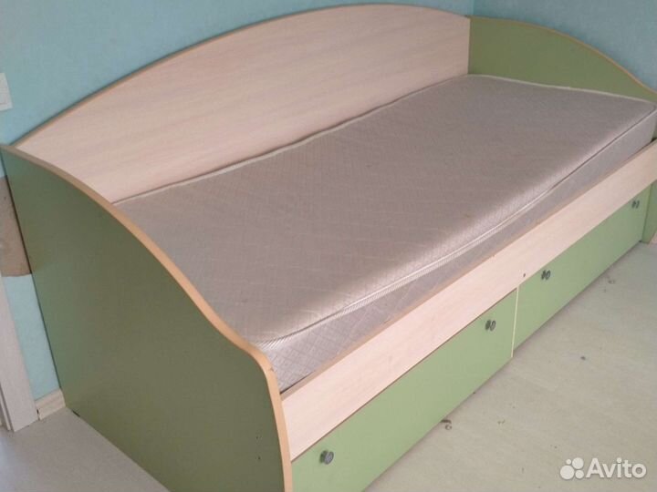 Детская кровать от 3 лет с матрасом