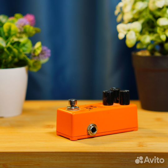 Гитарная педаль Yerasov 5000 Volt mini