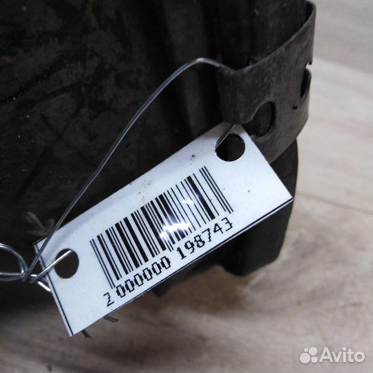 Фара левая Audi 100 C3 дефект кронштейнов