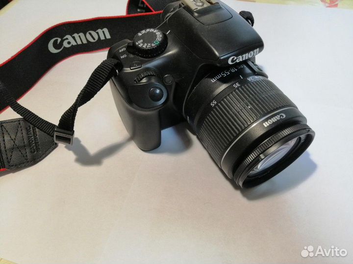 Зеркальный фотоаппарат Canon EOS 1100D Kit (б/у)